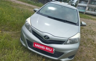 Toyota Vitz, 2013 год, 870 000 рублей, 1 фотография