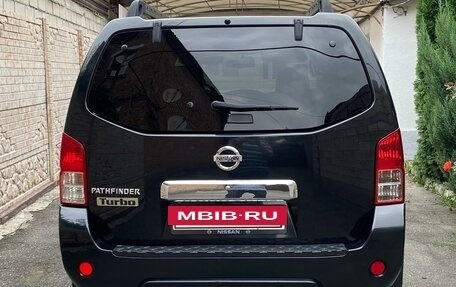 Nissan Pathfinder, 2011 год, 1 780 000 рублей, 6 фотография