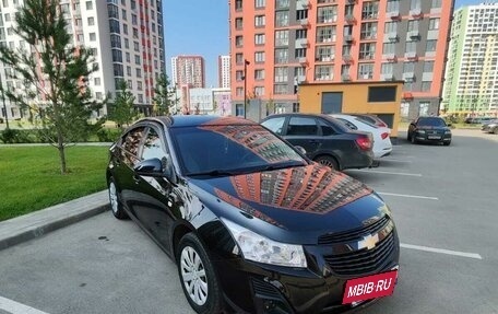 Chevrolet Cruze II, 2013 год, 890 000 рублей, 8 фотография