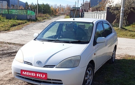 Toyota Prius IV XW50, 2002 год, 485 000 рублей, 5 фотография