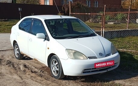 Toyota Prius IV XW50, 2002 год, 485 000 рублей, 4 фотография