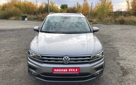 Volkswagen Tiguan II, 2017 год, 2 990 000 рублей, 8 фотография