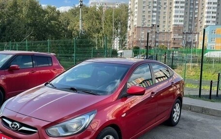 Hyundai Solaris II рестайлинг, 2012 год, 850 000 рублей, 1 фотография