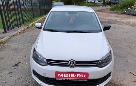 Volkswagen Polo VI (EU Market), 2012 год, 750 000 рублей, 5 фотография