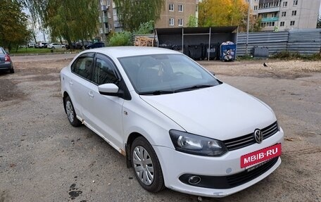 Volkswagen Polo VI (EU Market), 2012 год, 750 000 рублей, 6 фотография