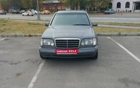 Mercedes-Benz W124, 1993 год, 350 000 рублей, 2 фотография