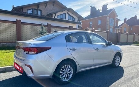 KIA Rio IV, 2018 год, 1 640 000 рублей, 1 фотография