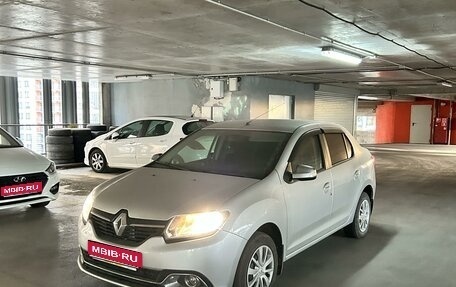 Renault Logan II, 2018 год, 930 000 рублей, 1 фотография