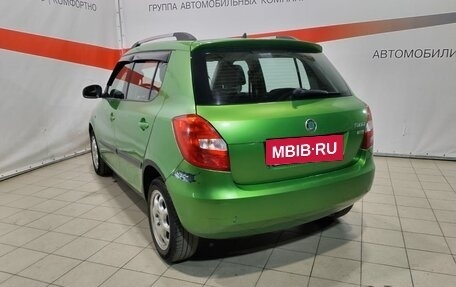 Skoda Fabia II, 2011 год, 420 000 рублей, 5 фотография