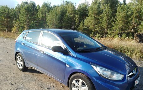 Hyundai Solaris II рестайлинг, 2013 год, 600 000 рублей, 5 фотография