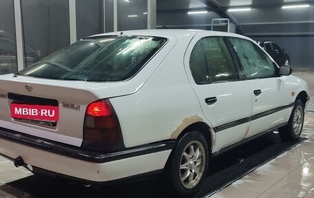 Nissan Primera II рестайлинг, 1992 год, 180 000 рублей, 4 фотография