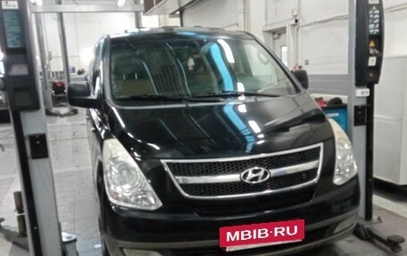 Hyundai Grand Starex Grand Starex I рестайлинг 2, 2008 год, 1 450 000 рублей, 2 фотография