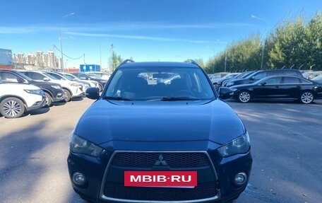 Mitsubishi Outlander III рестайлинг 3, 2011 год, 1 020 000 рублей, 2 фотография