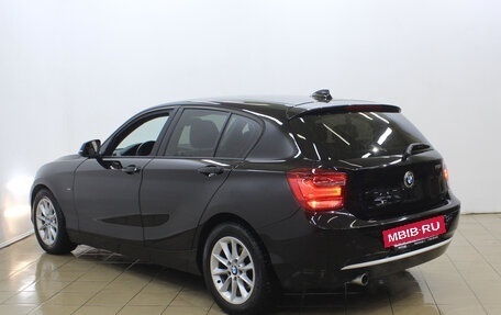 BMW 1 серия, 2011 год, 1 550 000 рублей, 5 фотография