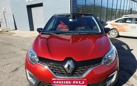 Renault Kaptur I рестайлинг, 2019 год, 1 680 000 рублей, 2 фотография