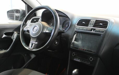 Volkswagen Polo VI (EU Market), 2011 год, 529 000 рублей, 15 фотография