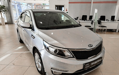 KIA Rio III рестайлинг, 2016 год, 838 000 рублей, 3 фотография