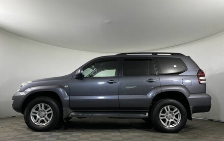 Toyota Land Cruiser Prado 120 рестайлинг, 2008 год, 2 030 000 рублей, 5 фотография