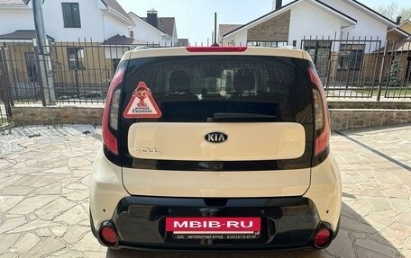 KIA Soul II рестайлинг, 2015 год, 1 800 000 рублей, 5 фотография