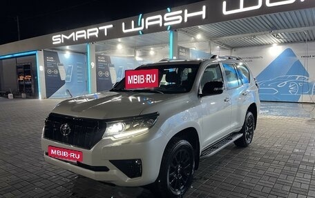 Toyota Land Cruiser Prado 150 рестайлинг 2, 2021 год, 7 000 000 рублей, 3 фотография