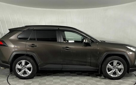 Toyota RAV4, 2020 год, 3 500 000 рублей, 4 фотография