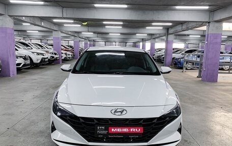 Hyundai Elantra, 2021 год, 1 950 000 рублей, 2 фотография