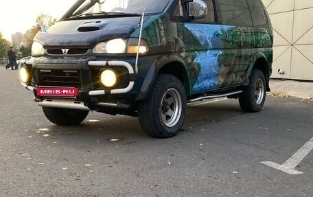 Mitsubishi Delica IV, 1996 год, 1 380 000 рублей, 2 фотография