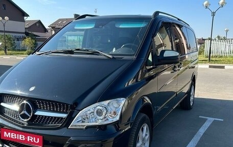 Mercedes-Benz Viano, 2011 год, 2 460 000 рублей, 1 фотография