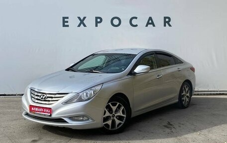 Hyundai Sonata VI, 2011 год, 1 150 000 рублей, 1 фотография