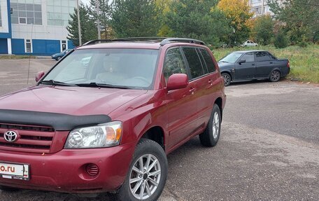 Toyota Highlander III, 2004 год, 999 000 рублей, 2 фотография