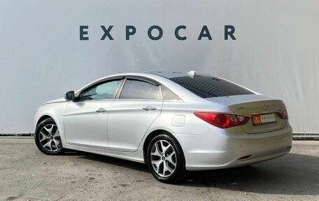 Hyundai Sonata VI, 2011 год, 1 150 000 рублей, 3 фотография