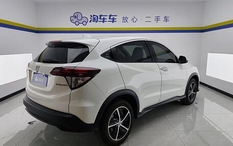 Honda Vezel, 2021 год, 1 866 924 рублей, 3 фотография