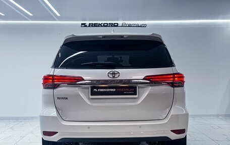 Toyota Fortuner II, 2018 год, 3 499 000 рублей, 9 фотография