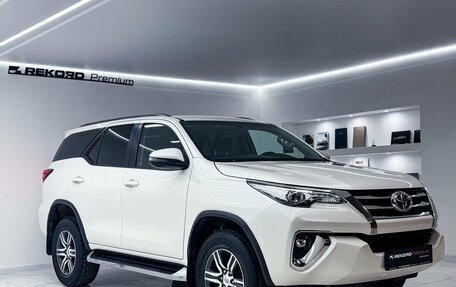 Toyota Fortuner II, 2018 год, 3 499 000 рублей, 6 фотография