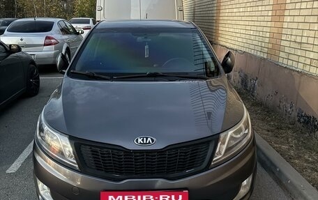 KIA Rio III рестайлинг, 2013 год, 850 000 рублей, 1 фотография