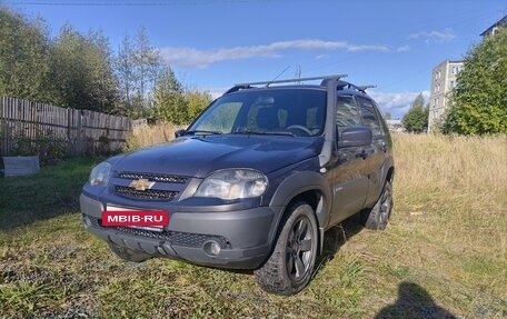 Chevrolet Niva I рестайлинг, 2018 год, 900 000 рублей, 2 фотография