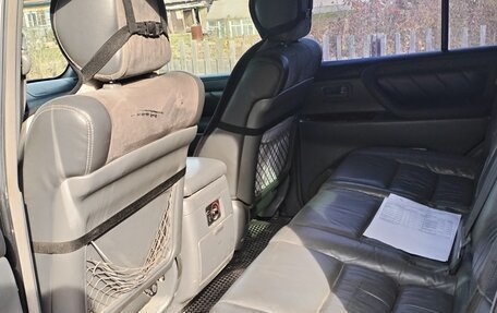 Toyota Land Cruiser 100 рестайлинг 2, 2001 год, 1 850 000 рублей, 12 фотография