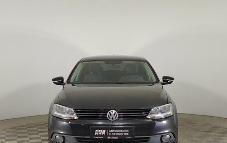 Volkswagen Jetta VI, 2013 год, 1 099 000 рублей, 2 фотография