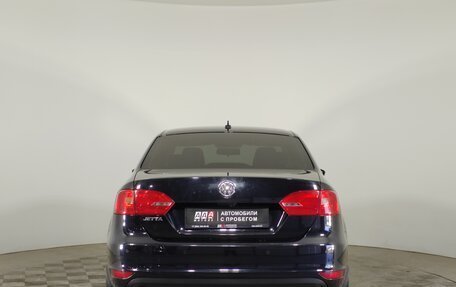 Volkswagen Jetta VI, 2013 год, 1 099 000 рублей, 6 фотография