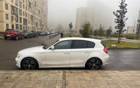 BMW 1 серия, 2010 год, 950 000 рублей, 2 фотография