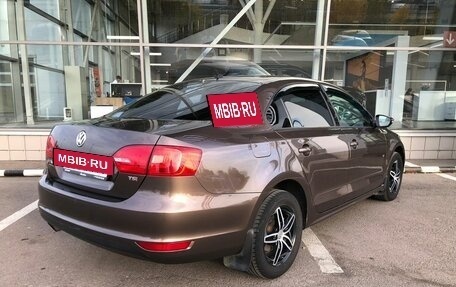 Volkswagen Jetta VI, 2011 год, 1 258 000 рублей, 5 фотография