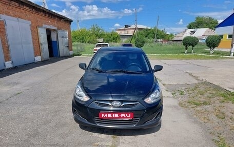 Hyundai Solaris II рестайлинг, 2012 год, 669 400 рублей, 1 фотография