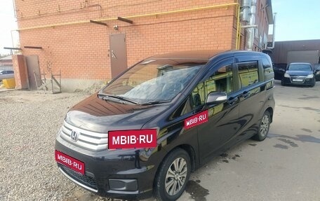 Honda Freed I, 2012 год, 1 200 000 рублей, 1 фотография