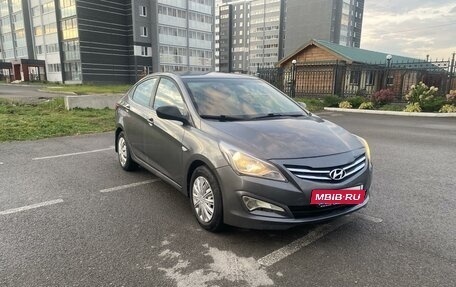 Hyundai Solaris II рестайлинг, 2015 год, 850 000 рублей, 4 фотография