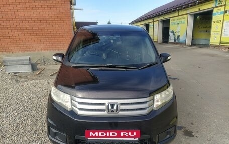 Honda Freed I, 2012 год, 1 200 000 рублей, 2 фотография