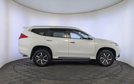 Mitsubishi Pajero Sport III рестайлинг, 2017 год, 2 775 000 рублей, 27 фотография