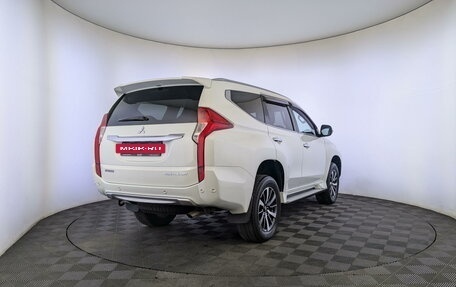 Mitsubishi Pajero Sport III рестайлинг, 2017 год, 2 775 000 рублей, 28 фотография