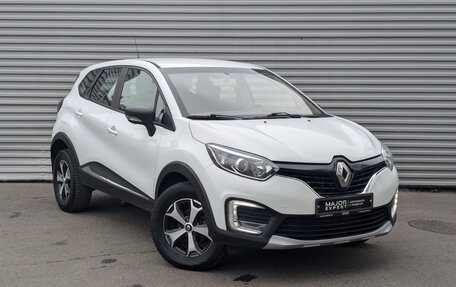 Renault Kaptur I рестайлинг, 2019 год, 1 100 000 рублей, 3 фотография