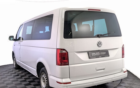 Volkswagen Caravelle T6 рестайлинг, 2019 год, 2 750 000 рублей, 7 фотография