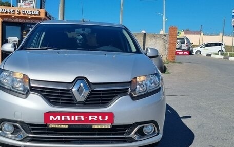 Renault Logan II, 2017 год, 680 000 рублей, 5 фотография